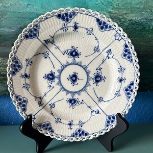 Royal Copenhagen Blue Fluted Full Lace Dinner Plate No 1084
